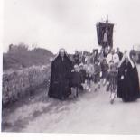1009-procession-a-cleden-annees-50