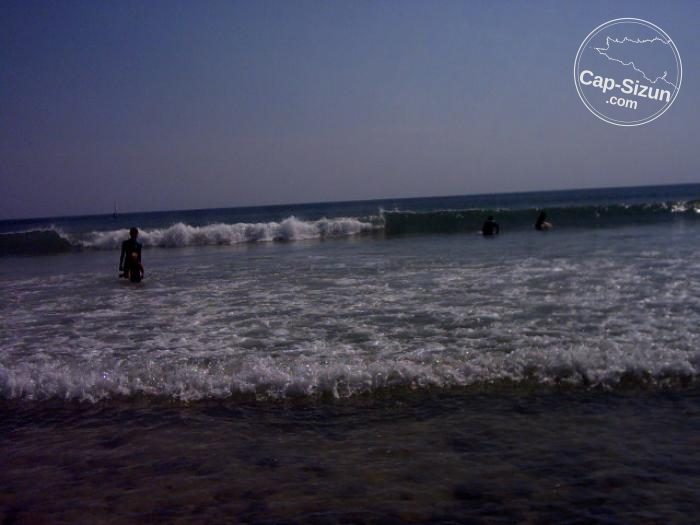Petites vagues à Mesperleuc