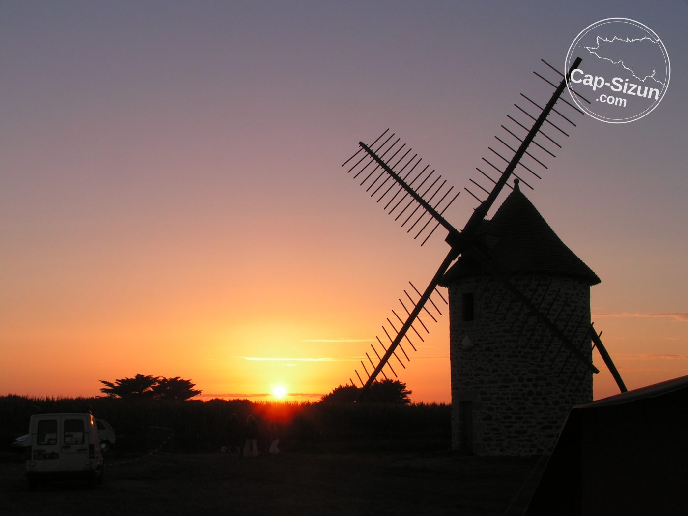 Coucher de soleil sur le Moulin de Trouguer
