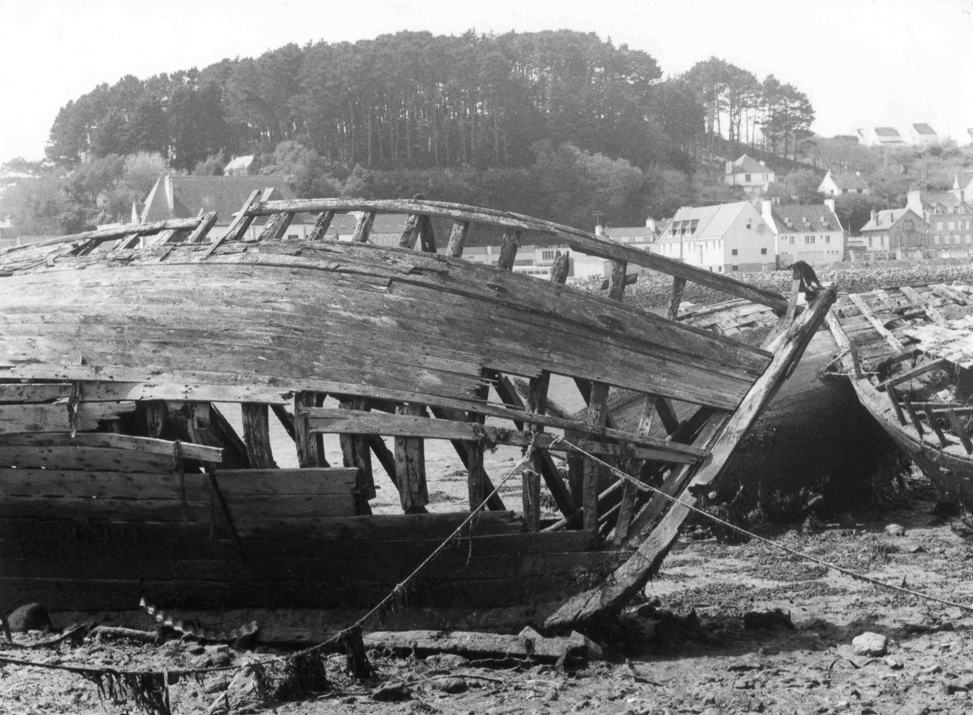 Vieux bateaux à Beg-en-Trug