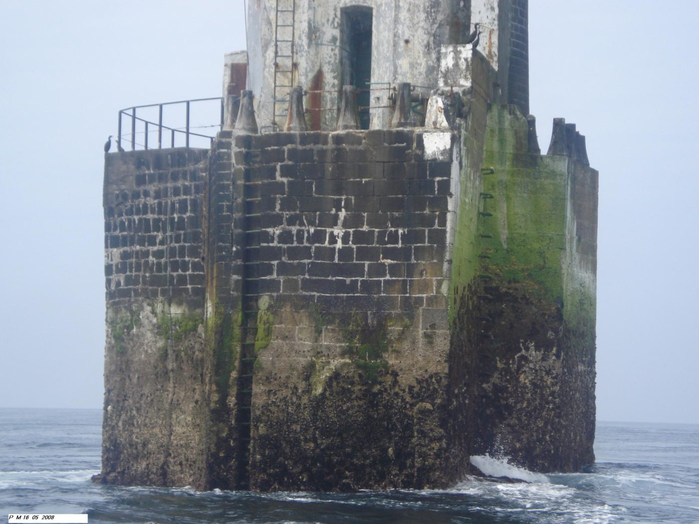L'agonie  du phare d'Armen