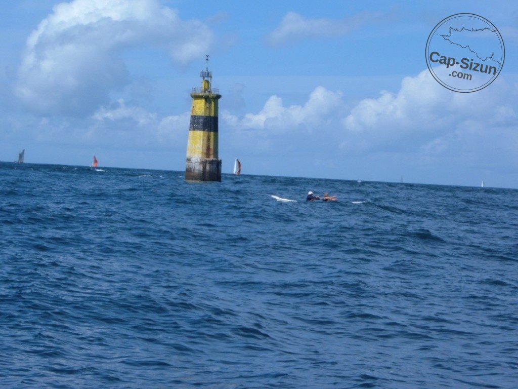 Leloch ile de sein à l'aviron