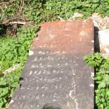 736-ancienne-pierre-tombale