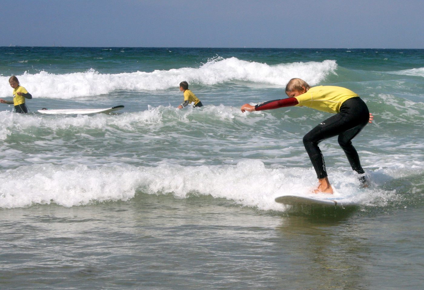 Premières vagues