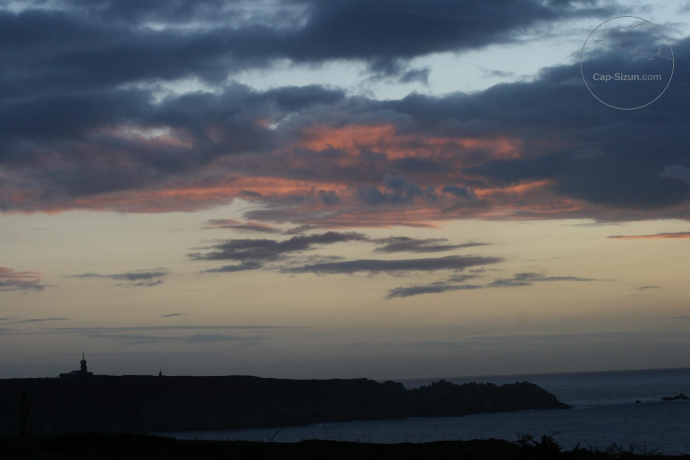 Coucher de soleil sur la pointe du Raz