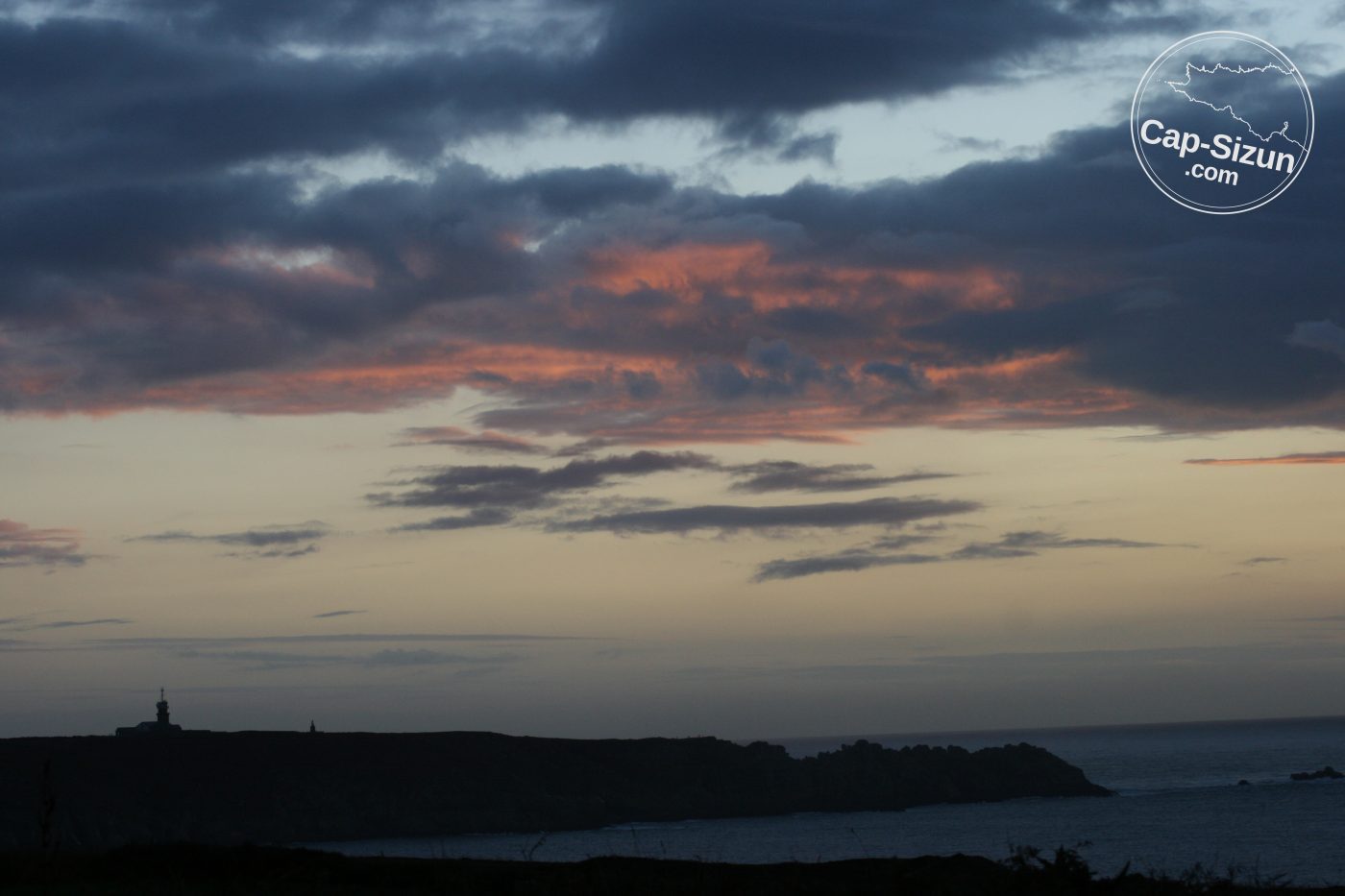 Coucher de soleil sur la pointe du Raz